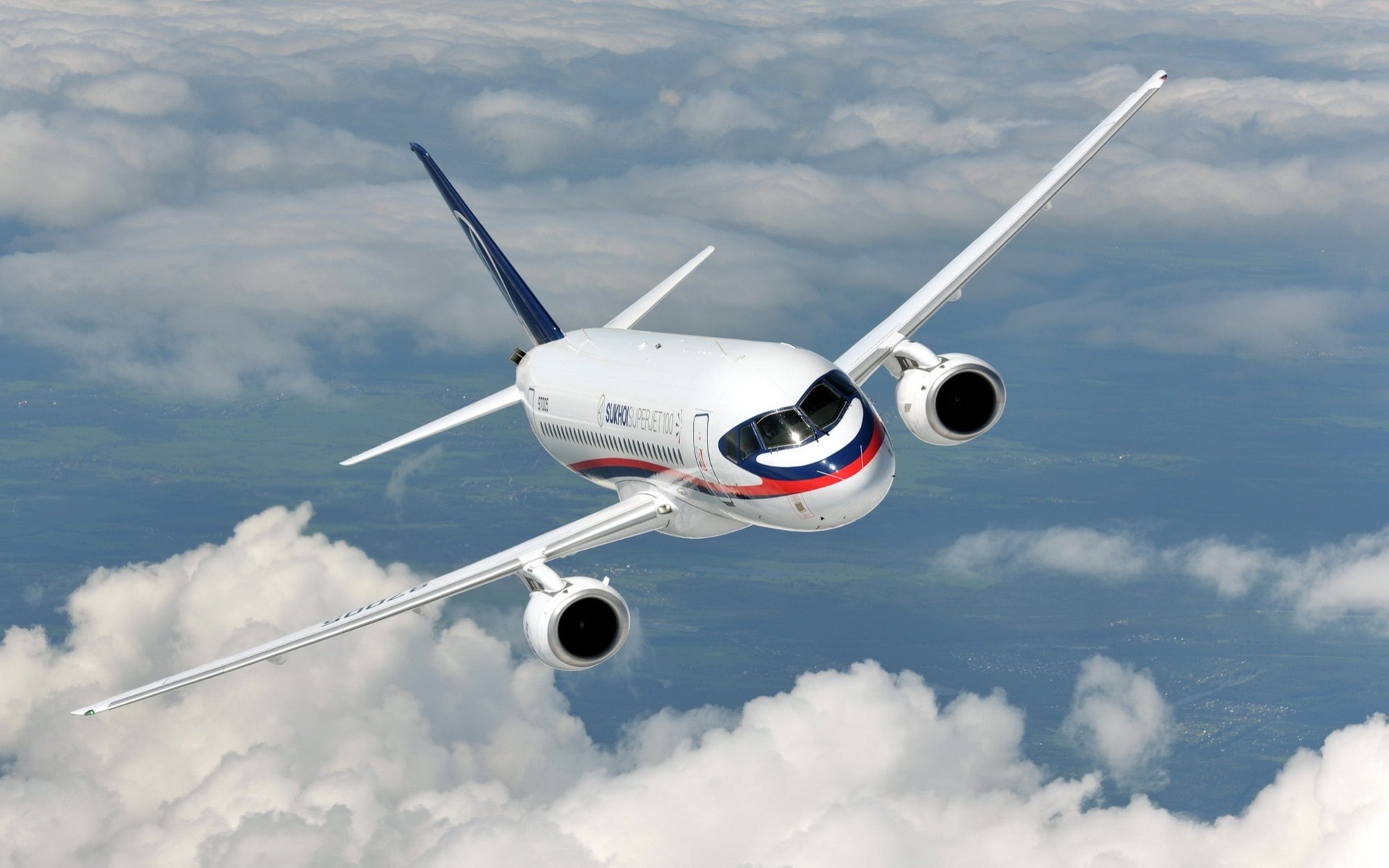 seco avión superjet 100 cielo