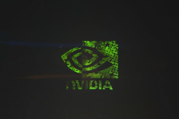 Fondo de pantalla negro con el logotipo verde de Nvidia