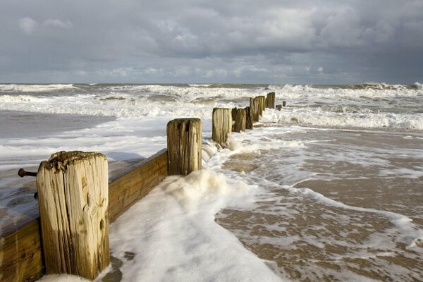 Surf marin au milieu de l hiver neigeux