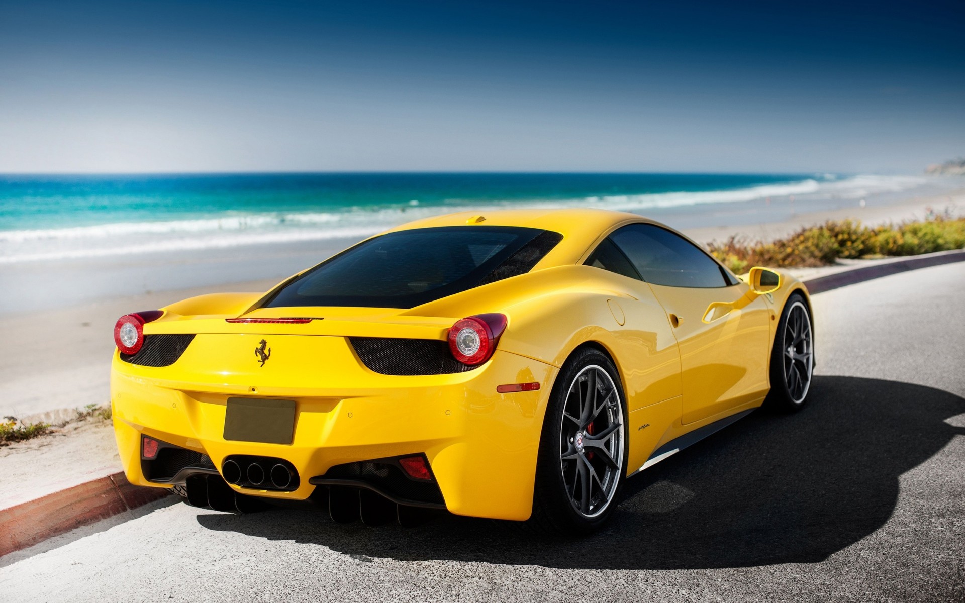 ferrari mer jaune italia personnalisation