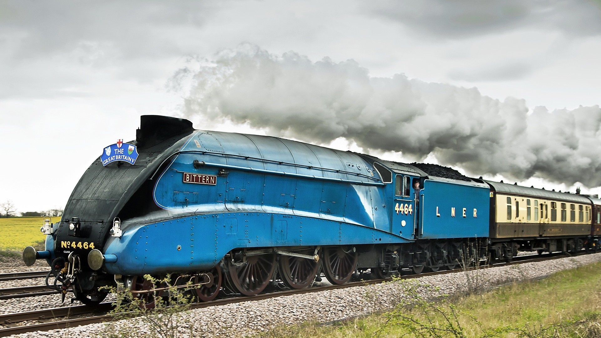 pistas pareja tren vintage