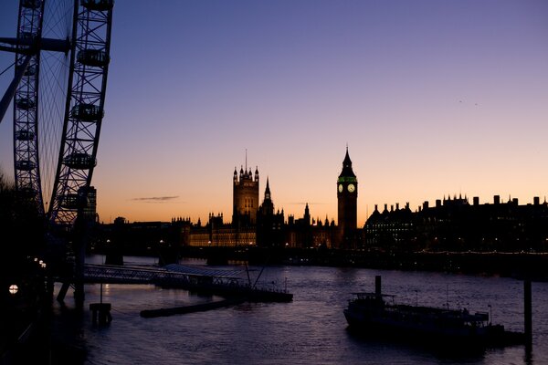 Grande roue à Londres, vue de nuit