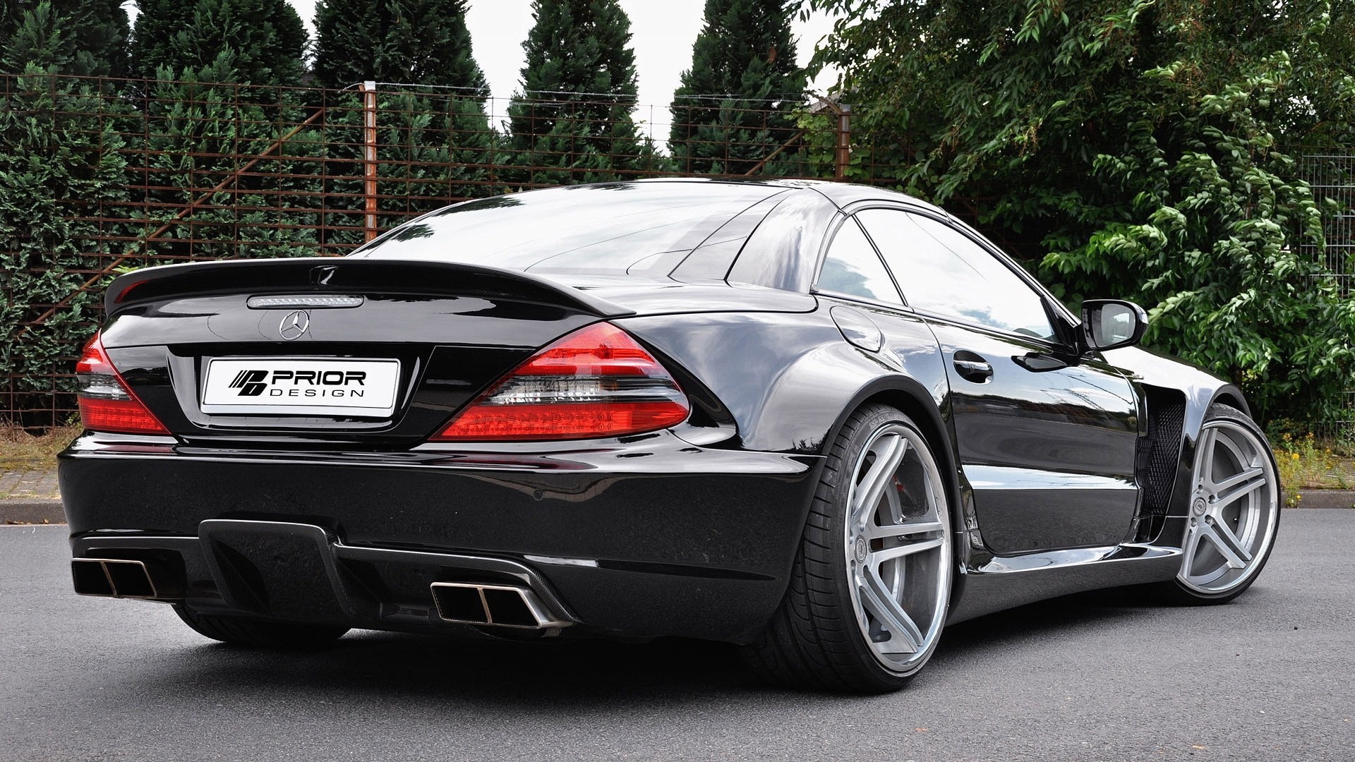 supercar mercedes coupe czarny