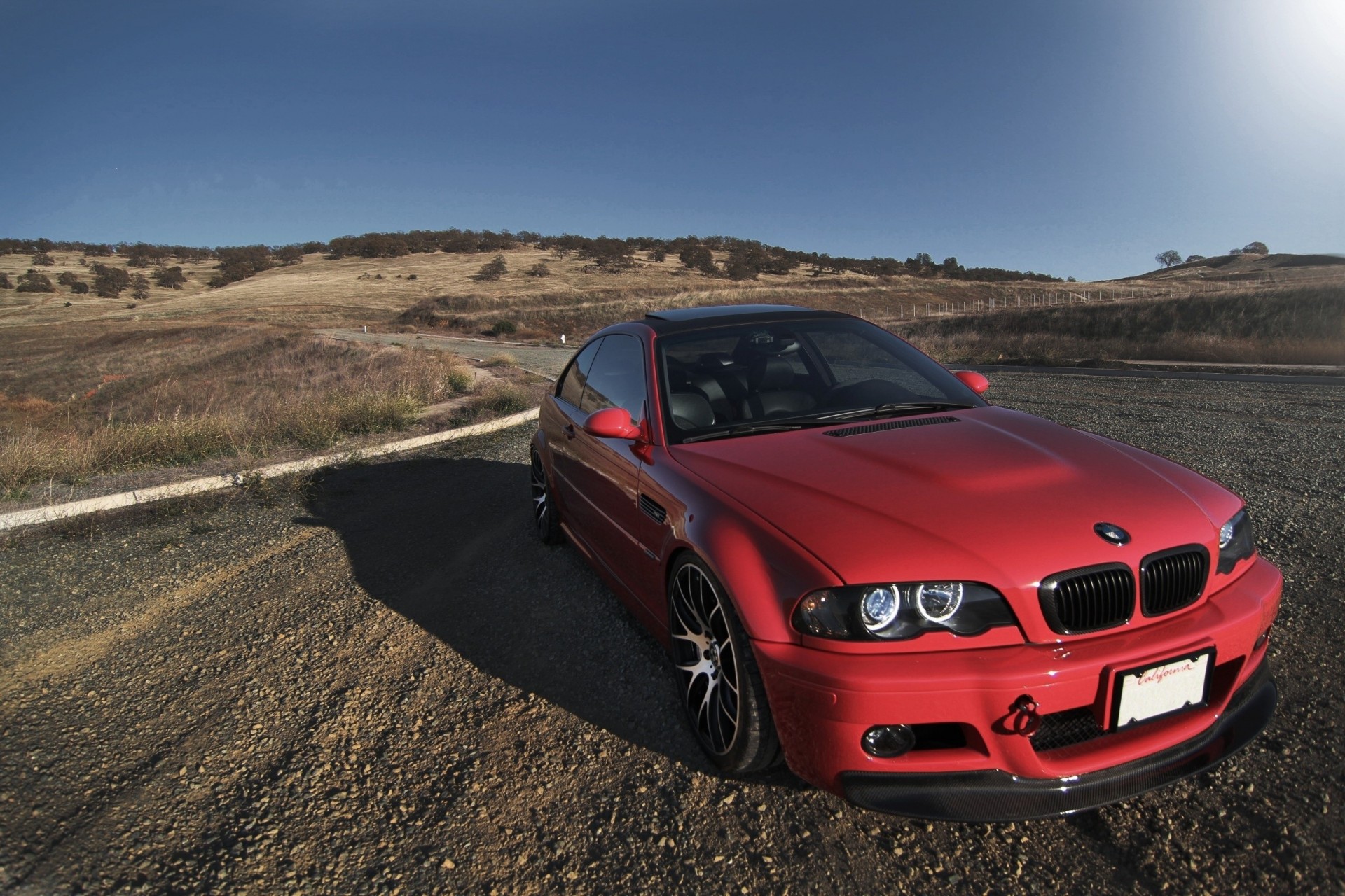 giorno e46 bmw rosso m3 vista frontale luce