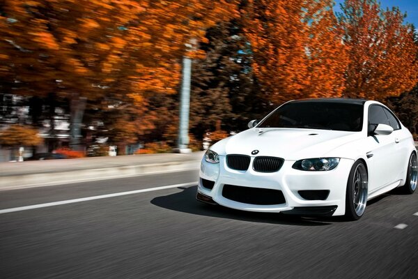 BMW M3 ze sportowym Coupe