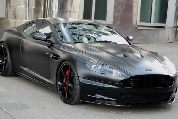 Aston martin db9 in tutta la sua gloria