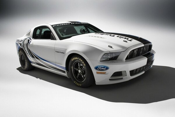 Mustang cobra Ford ruedas blancas