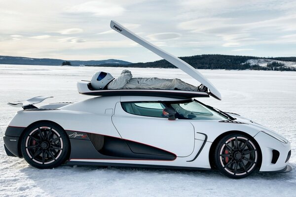 Top Gear Koenigsegg Agera R white