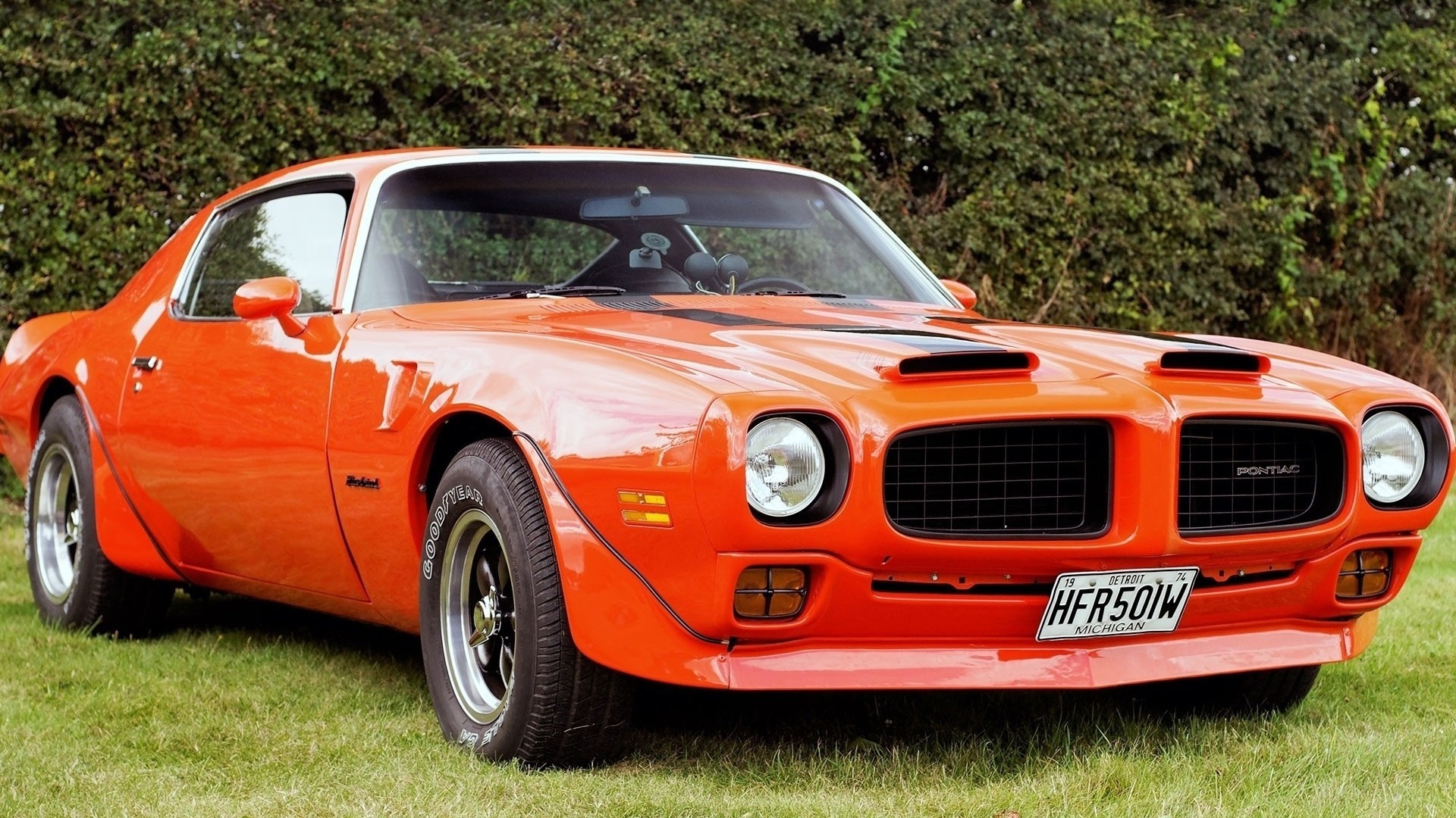 pontiac coupé auto sportiva rosso