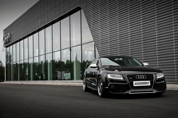 Strictly style metalic Black Audi