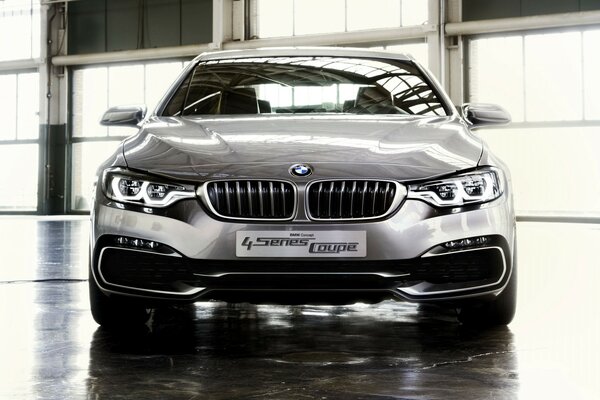 Argent BMW coupé 5 génération