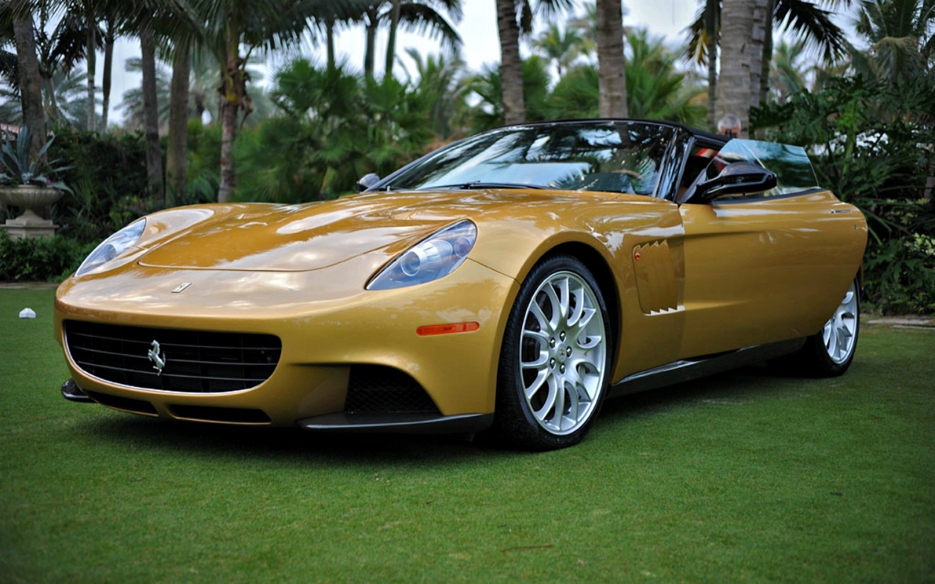 gold 5. generation ferrari autos