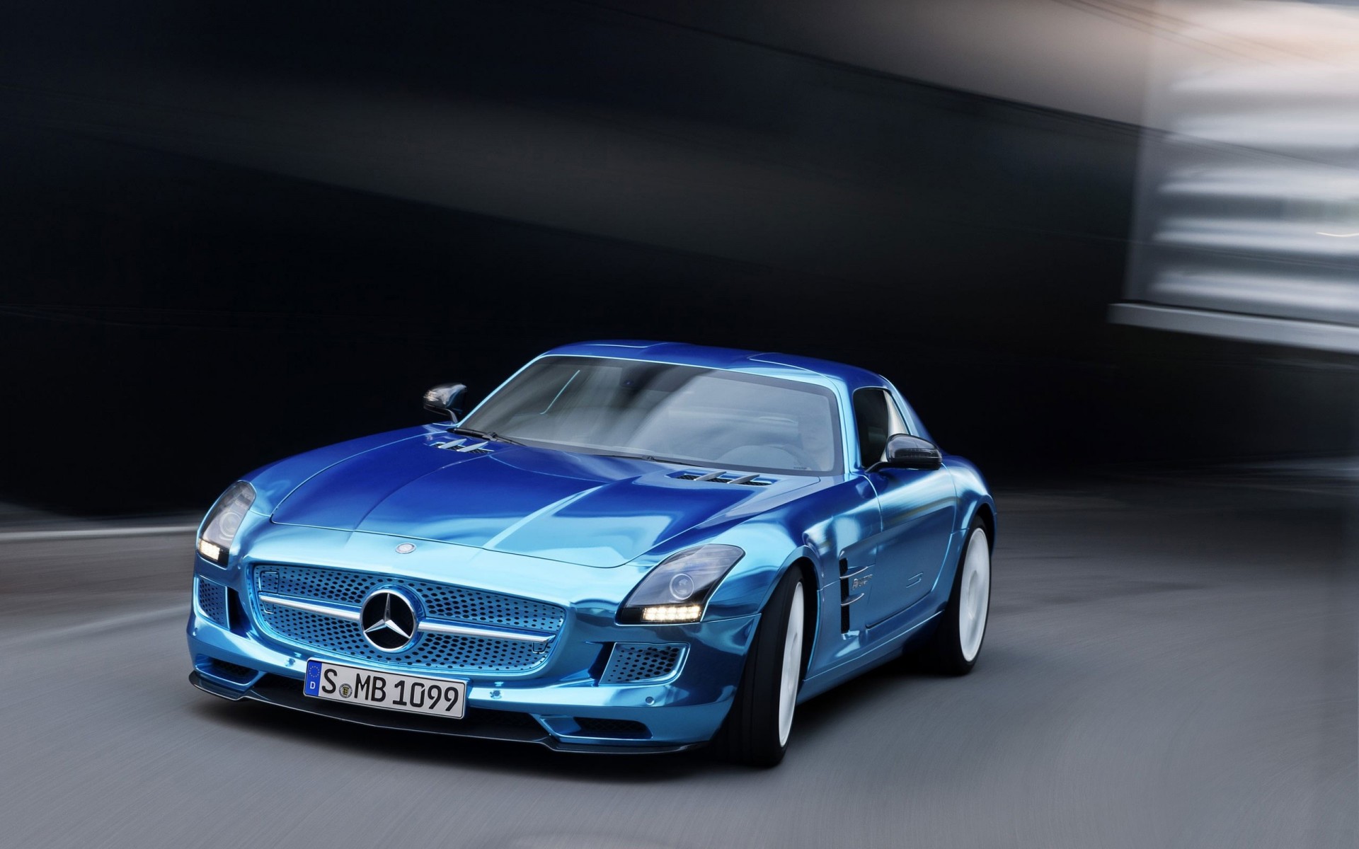 elektryczny mercedes benz prywatne coupe mercedes 2014