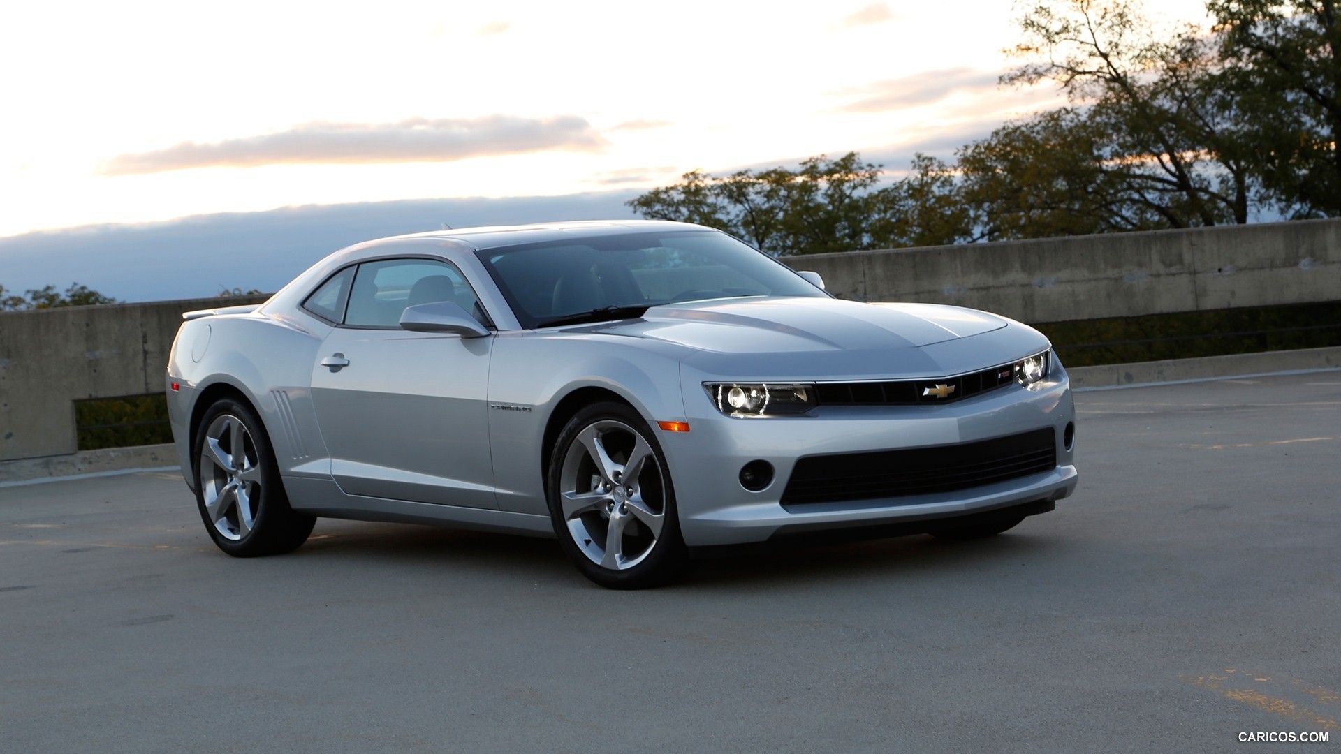 voiture corvette camaro roues