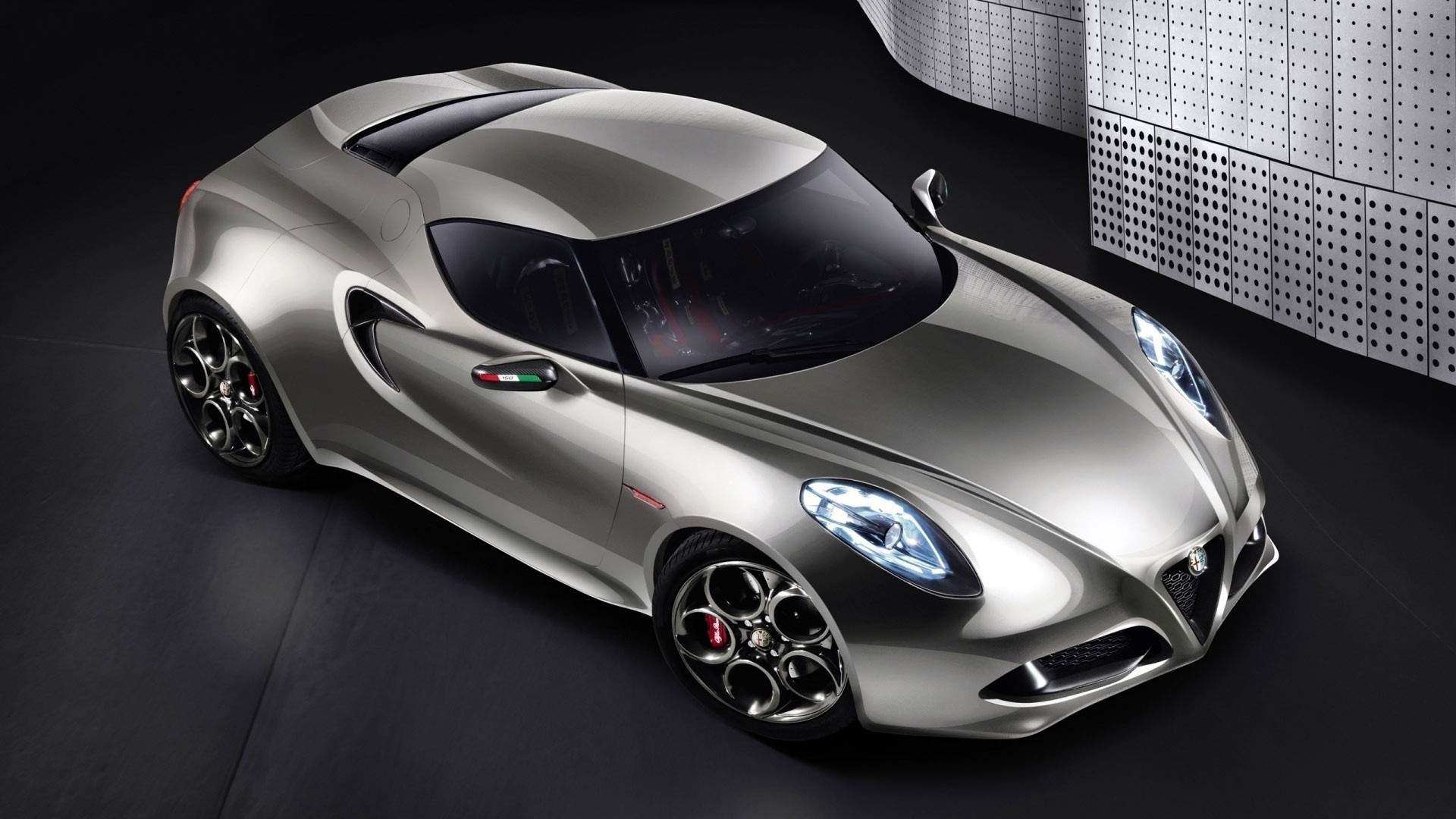 alpha alfa romeo 4c 5 generation sports coupe