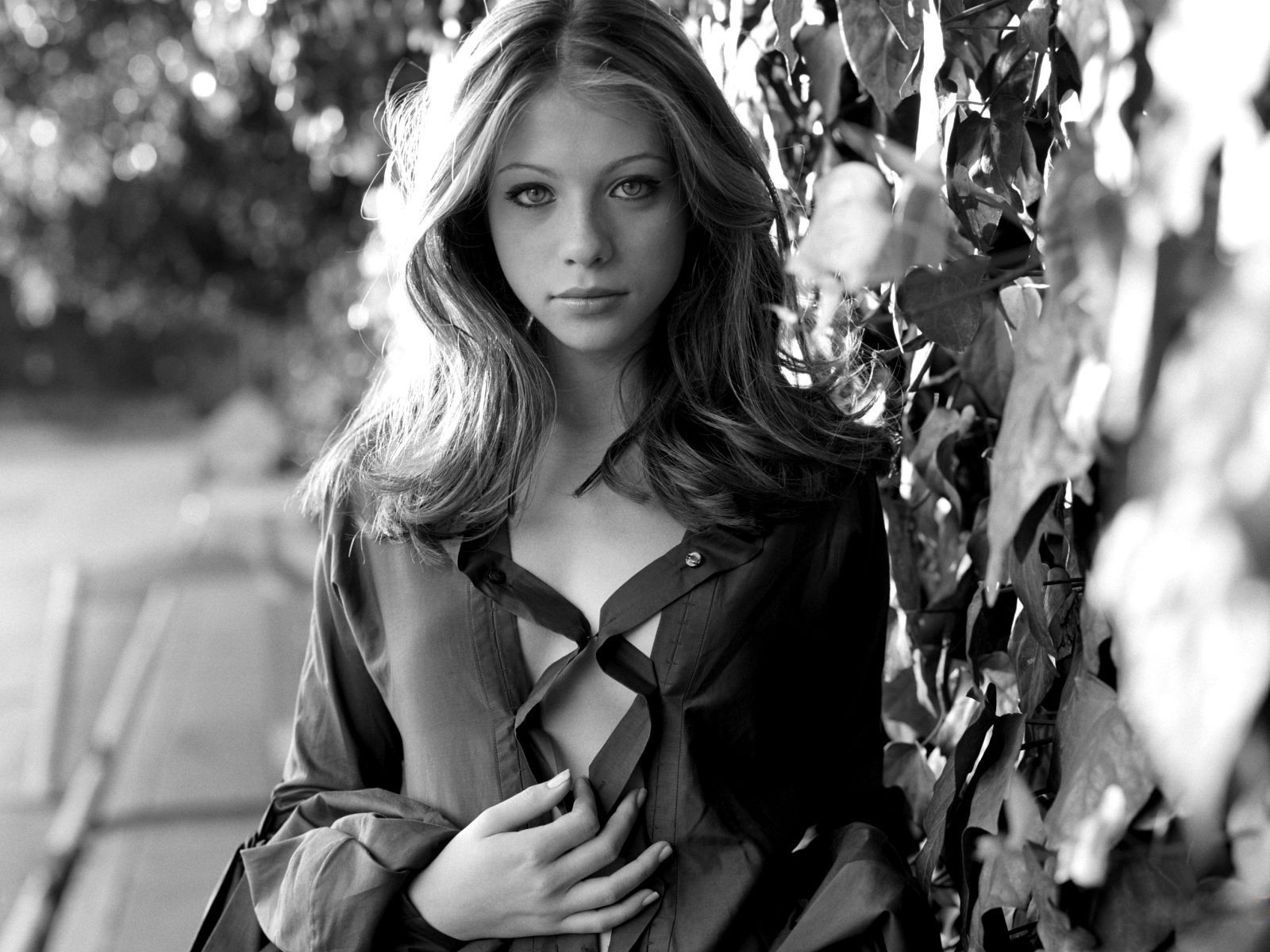 michelle trachtenberg actrice noir et blanc