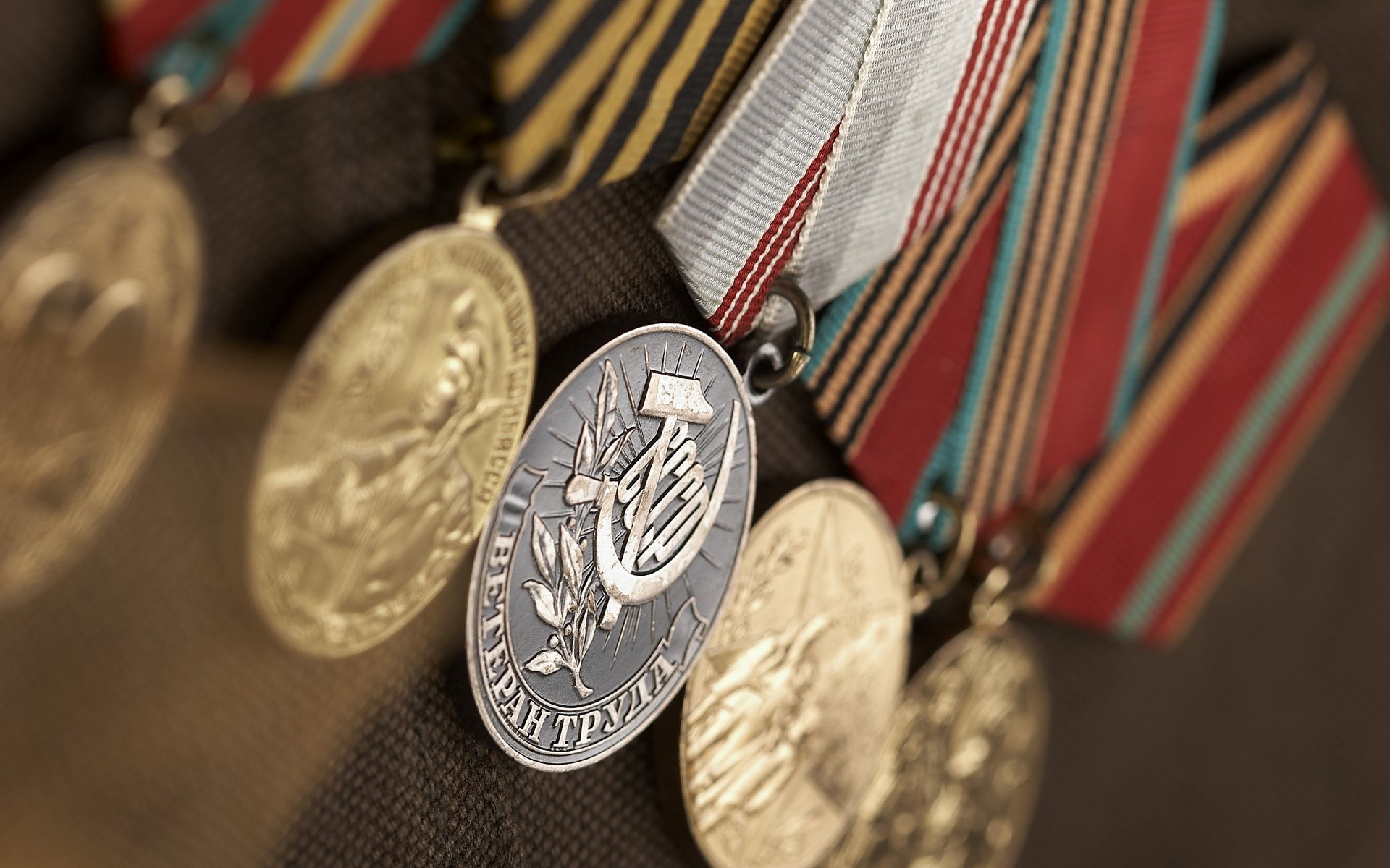 veteran of labour eternal memory medals may 9 holiday ussr wwii victory day award