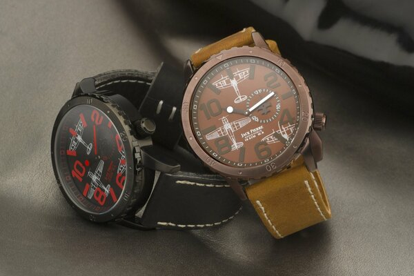 Montre homme noir et marron