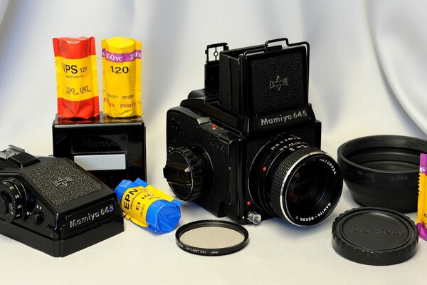 Фотоаппарат mamiya m645 j объектив и фотопленки