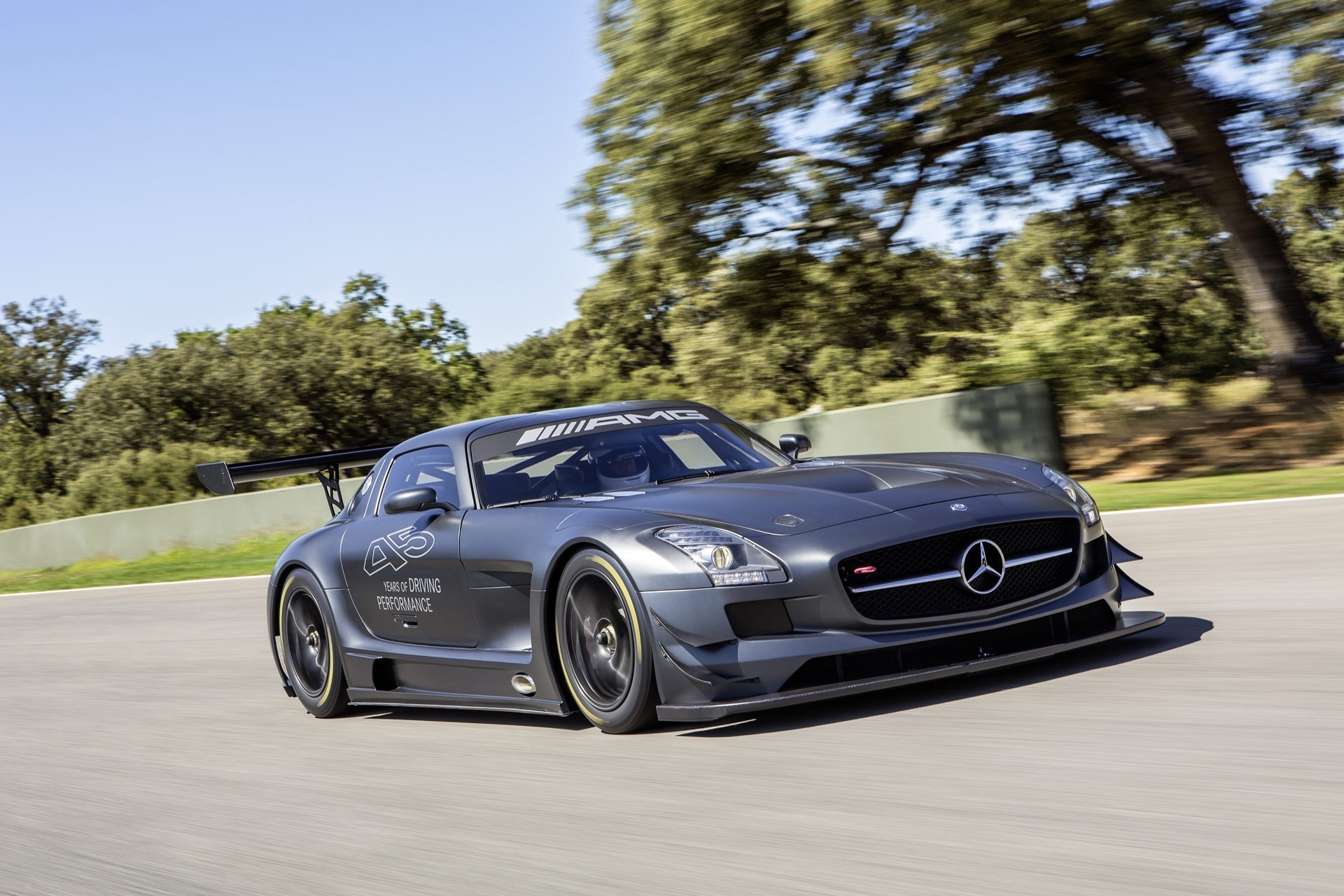 gt3 amg sls mercedes-benz