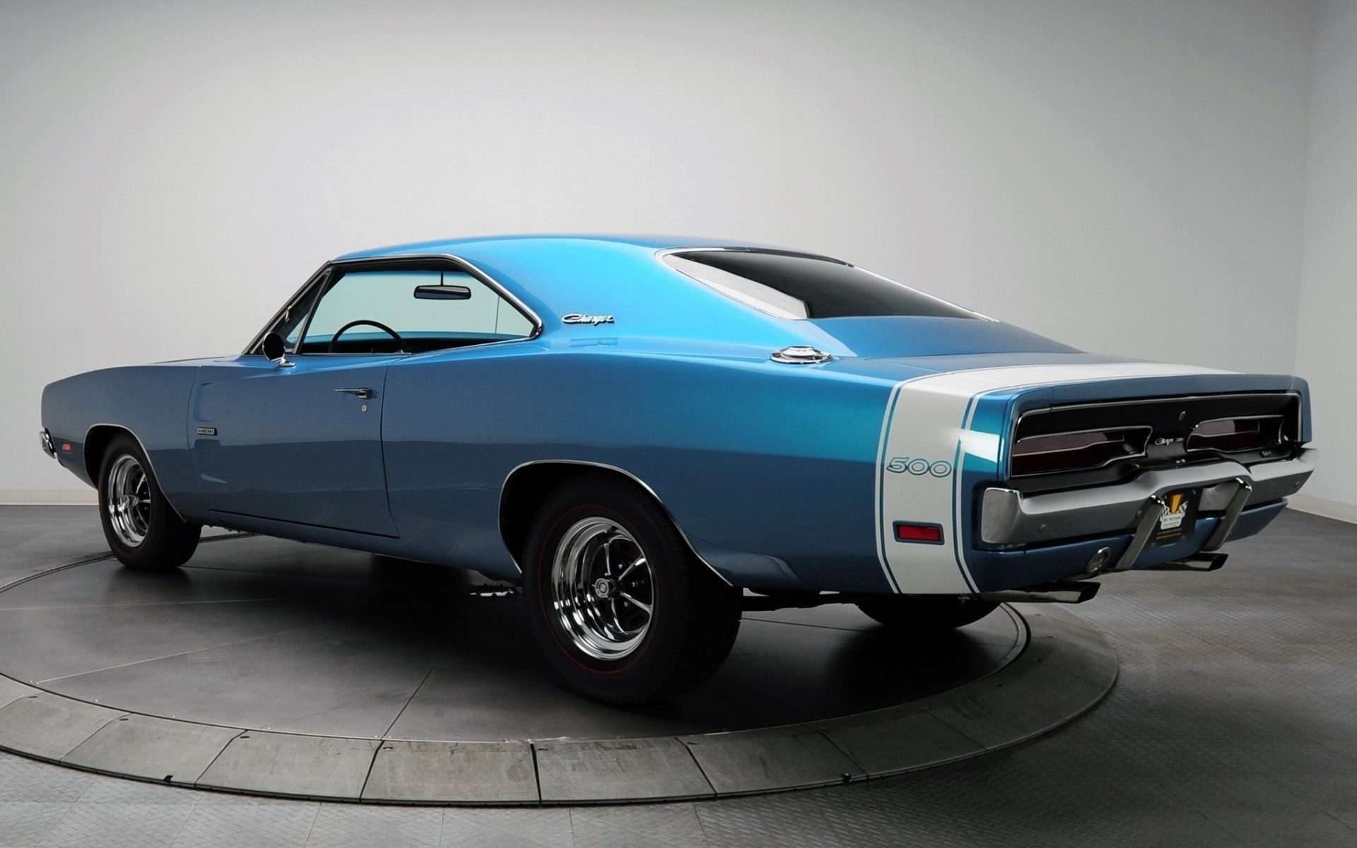 hemi schivare vista posteriore.blu muscle car 1969