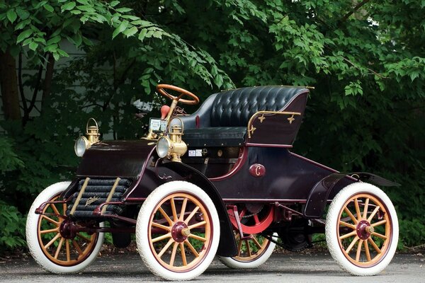 Auto d epoca. Uno sguardo al passato