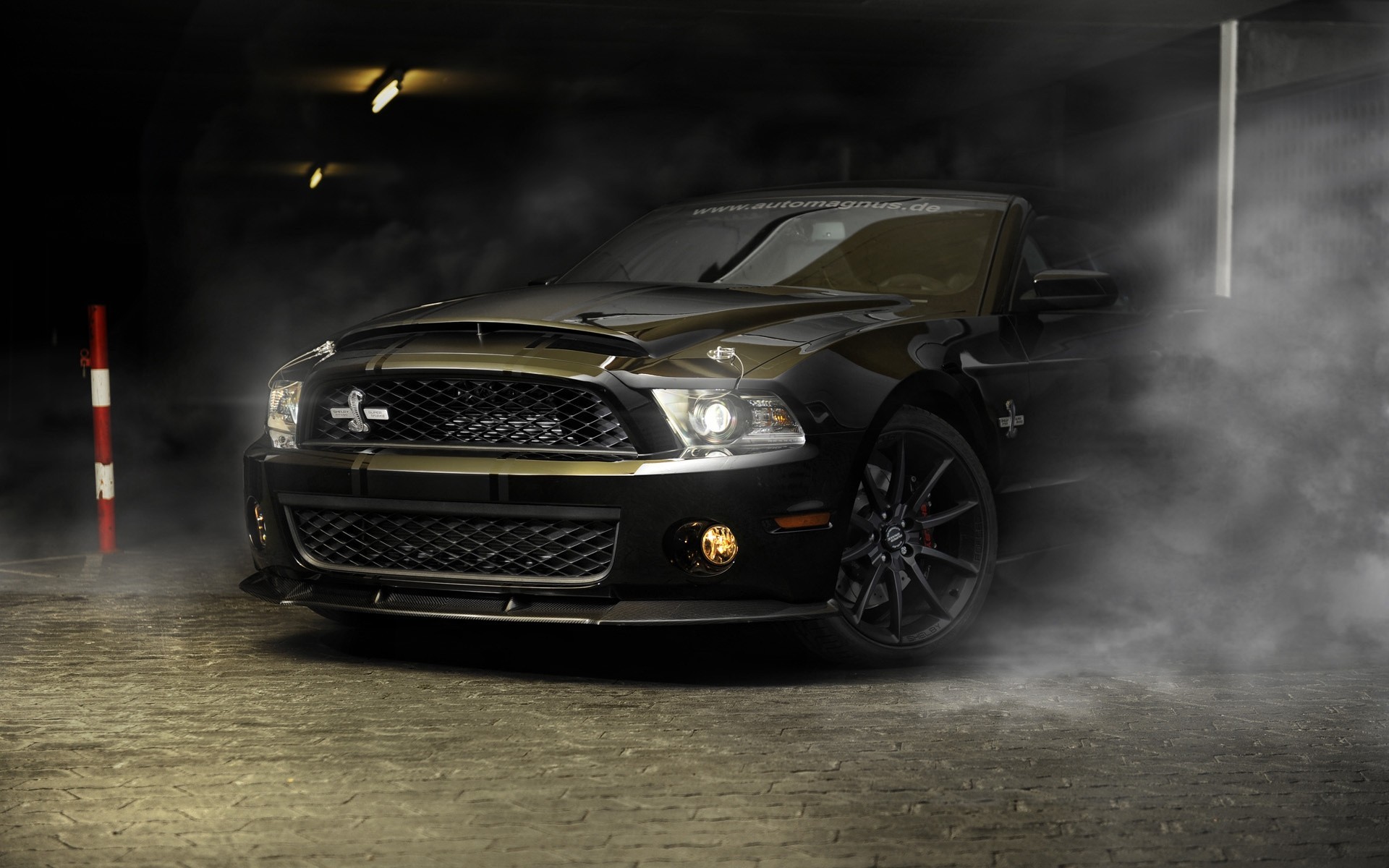 ford mustang paski gt500 czarny dym samochód sportowy auto shelby