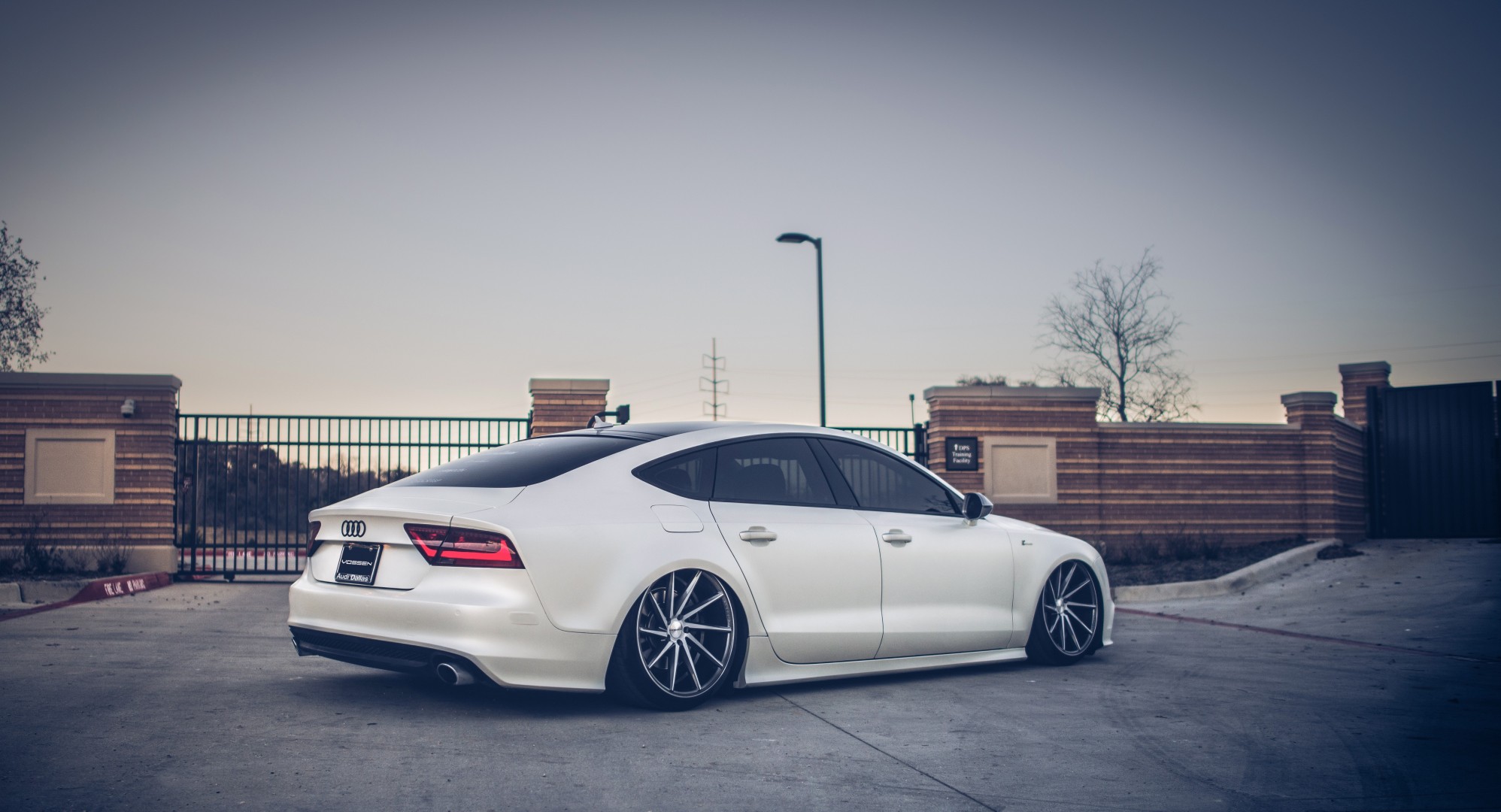 a7 tuning felgi vossen audi reflektory