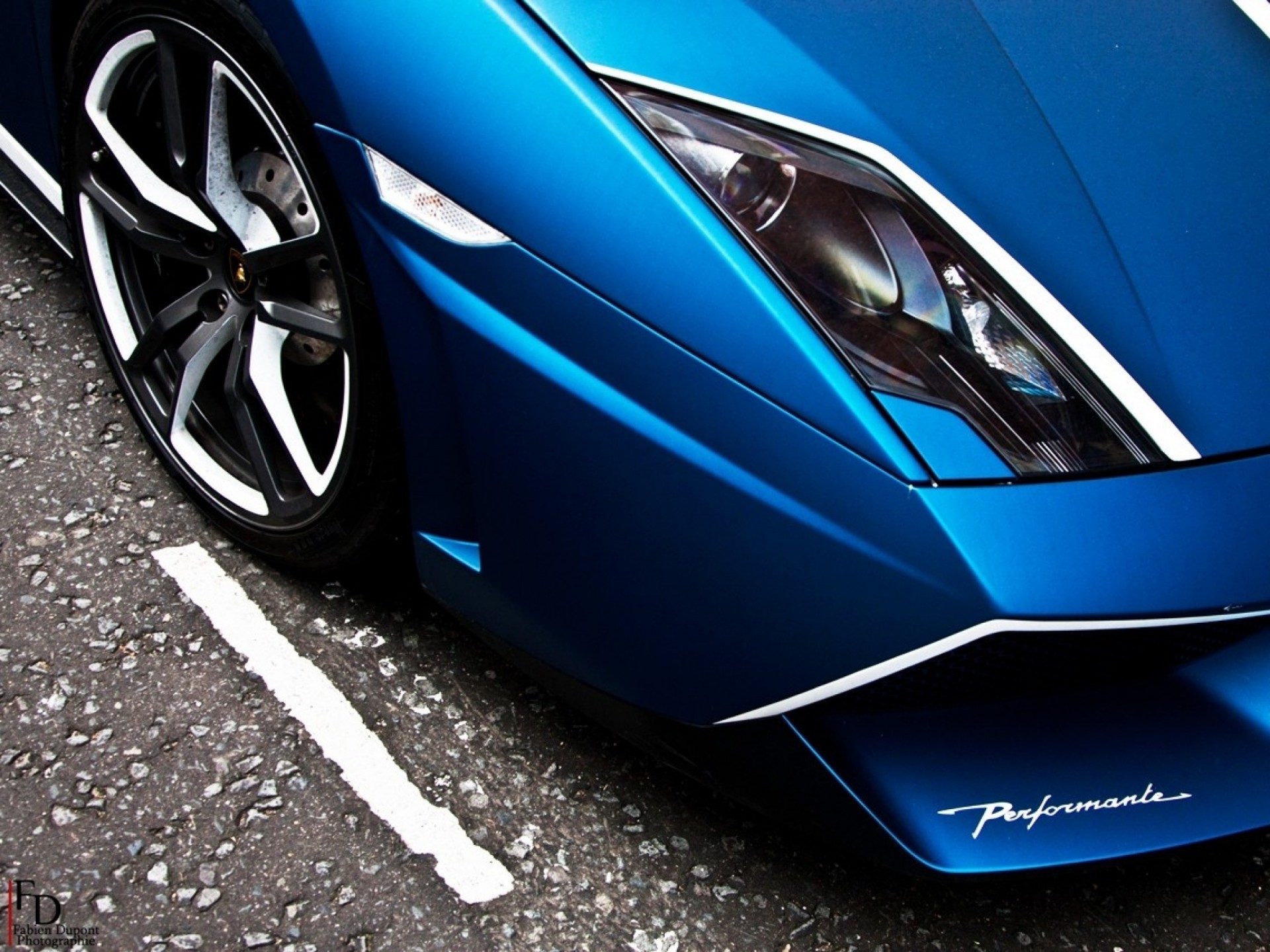 bleu gallardo gros plan lamborghini voiture