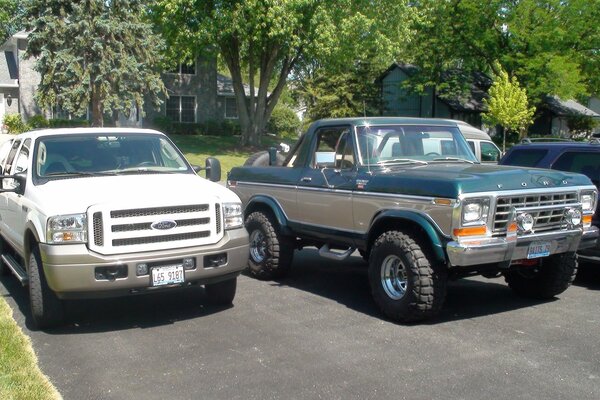 Camiones Ford, Ranger en el estacionamiento