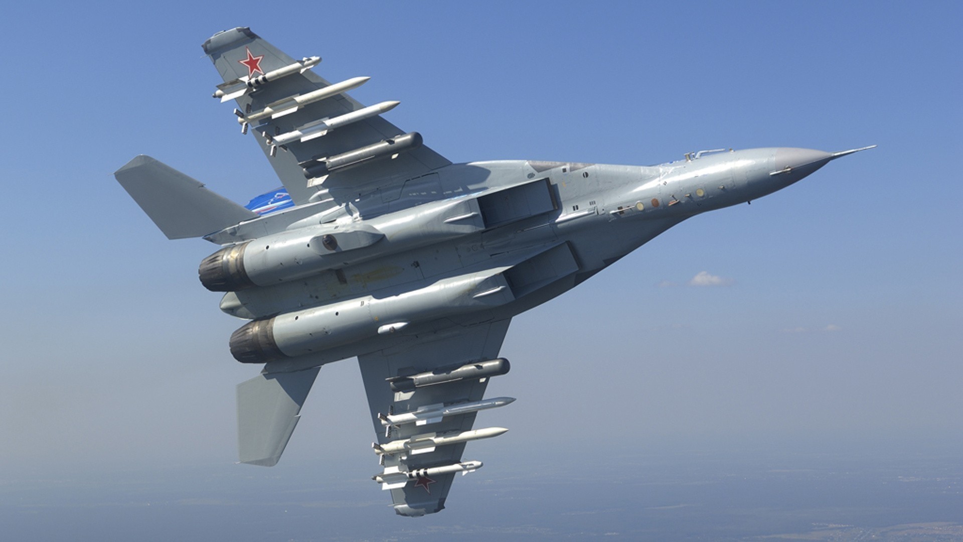 niebo szary samolot mig-35