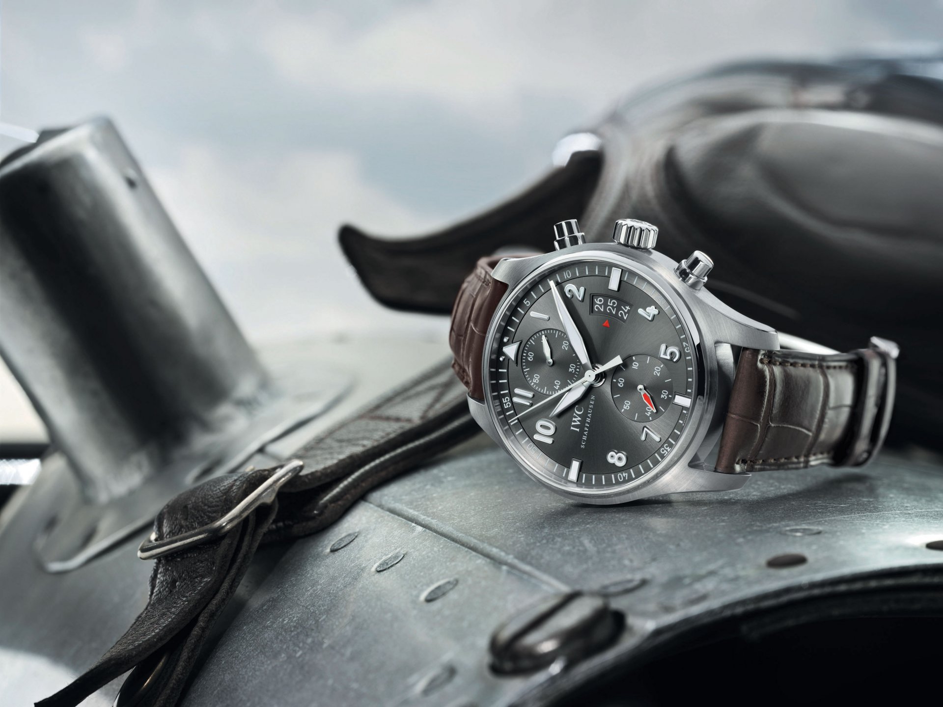 iwc spitfire chronograf samolot kask zegarek