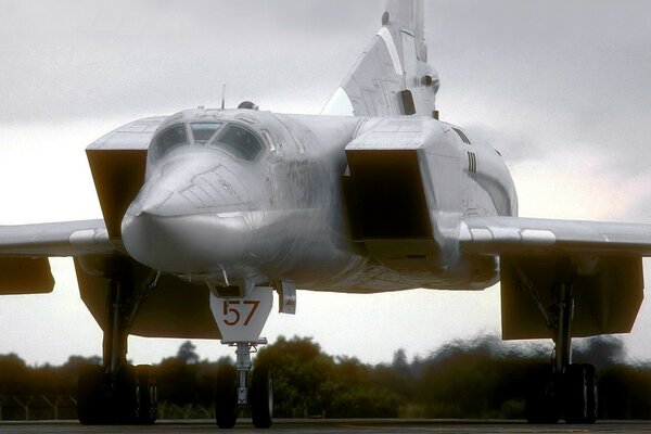 Sowjetischer Langstrecken-Überschallraketenträger-Bomber tu-22m3