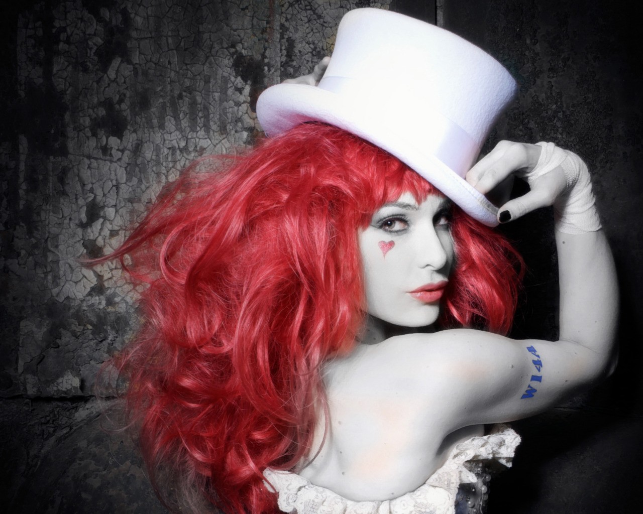 emilie autumn bladość tatuaż