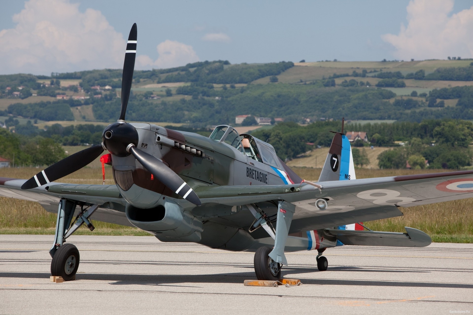 flugzeug zweiter weltkrieg kämpfer museum