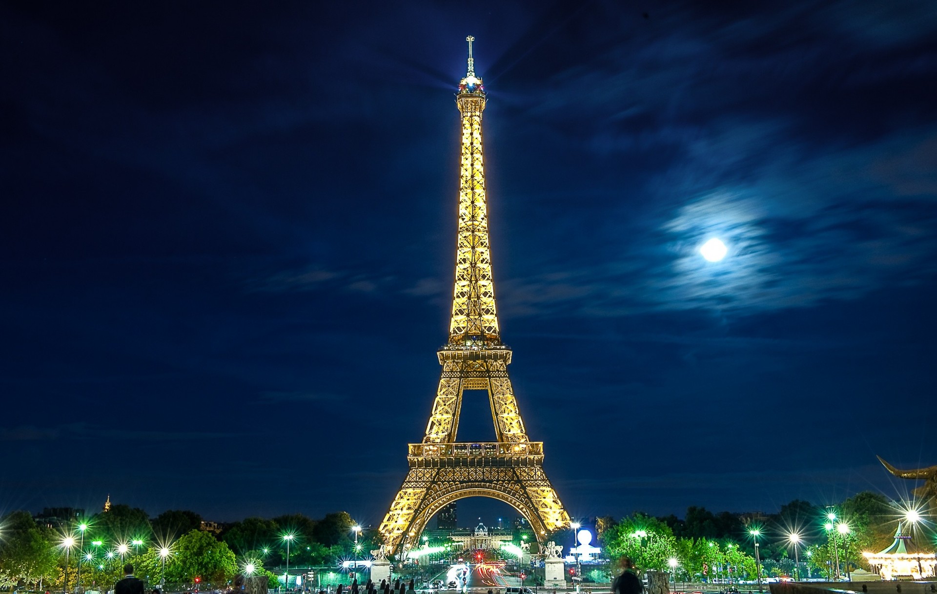 torre eiffel parco parigi