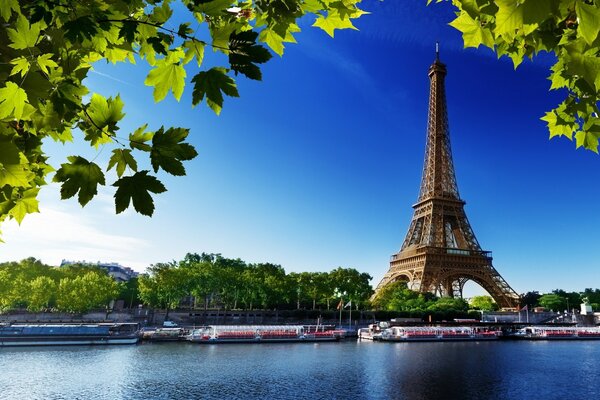 Beautiful landscapes of Paris