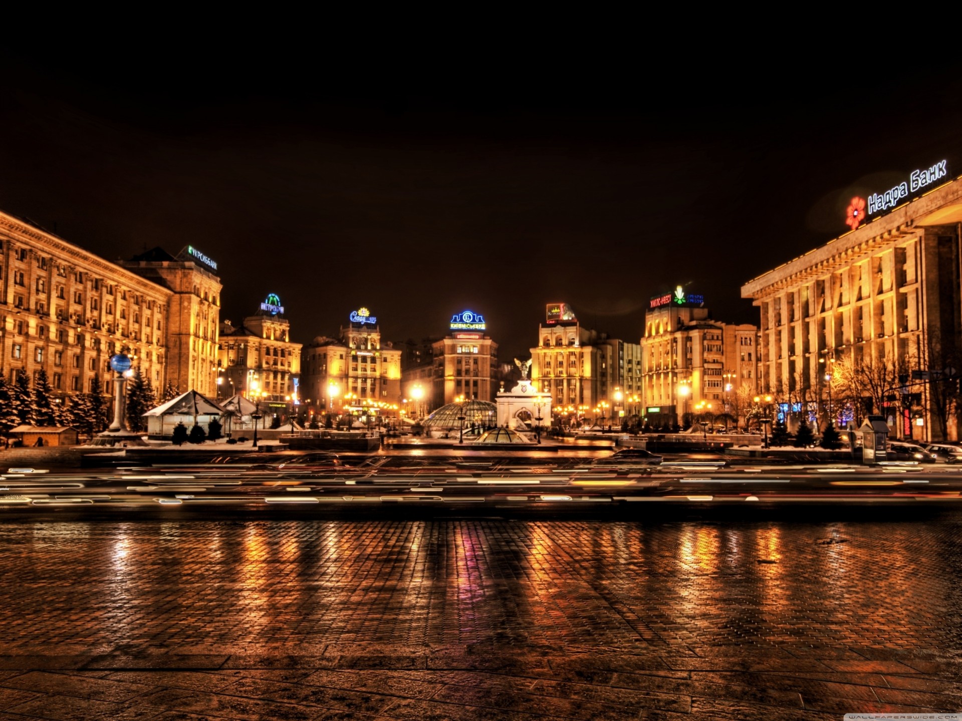 costruzione ucraina kiev notte strada fari città