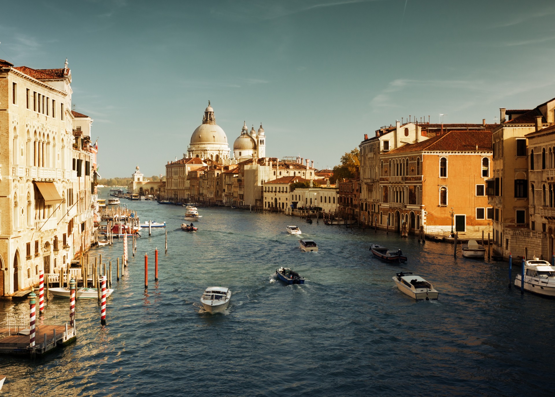 italia venecia barcos