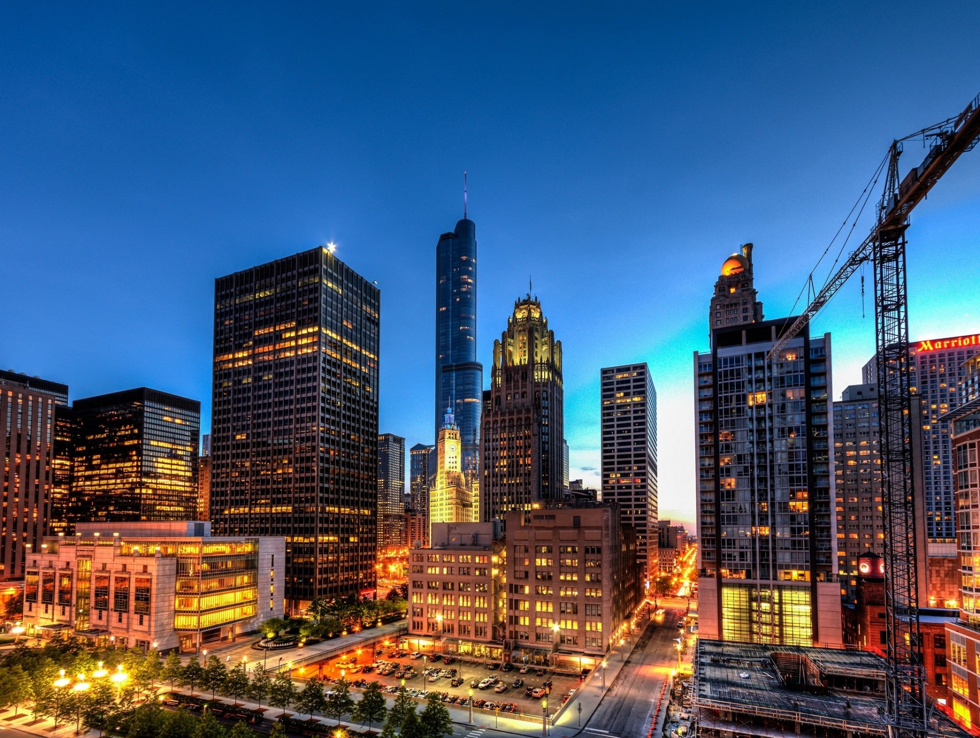 lichter chicago stadt hoch usa bäume wolkenkratzer illinois straße nacht gebäude beleuchtung llinois licht häuser