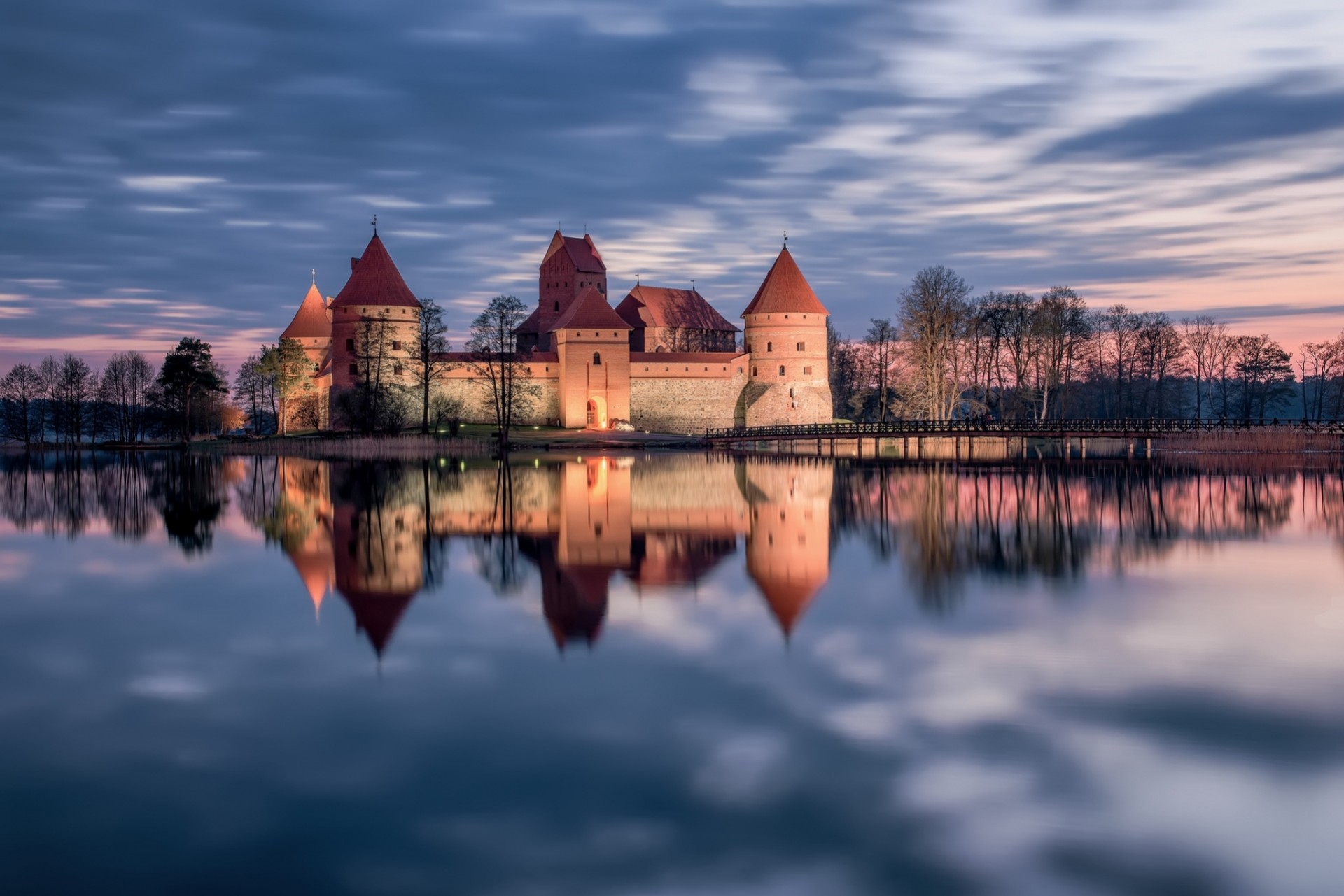 litauen sonnenuntergang trakai sperren see reflexion