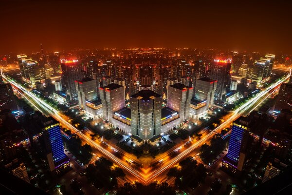 Das nächtliche Peking, ein herrliches Panorama der Lichter einer Stadt, die niemals schläft