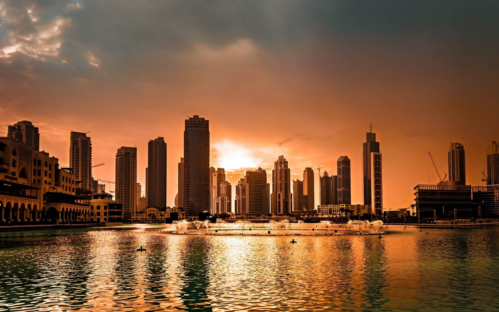 dubai sonnenuntergang stadt