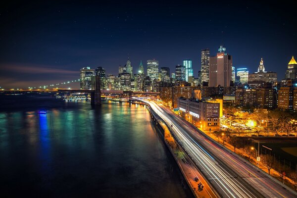 Promenade nocturne de Manhattan