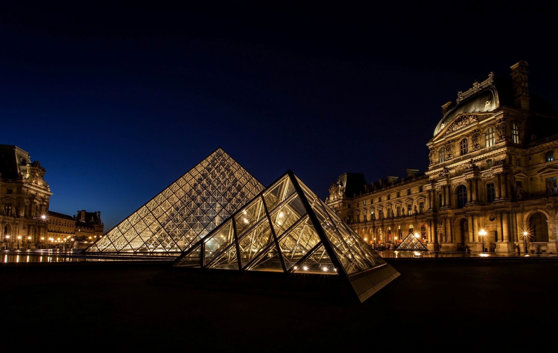 pyramide museum frankreich licht paris qatar airways stadt louvre nacht beleuchtung