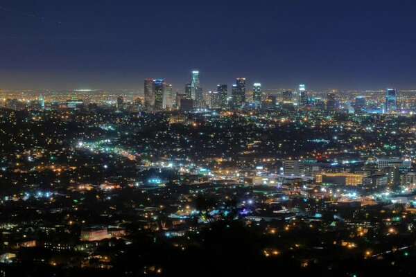 Los Ángeles en las luces de la noche