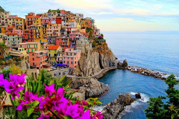 Beautiful sea view. Italy, bright houses on the rock