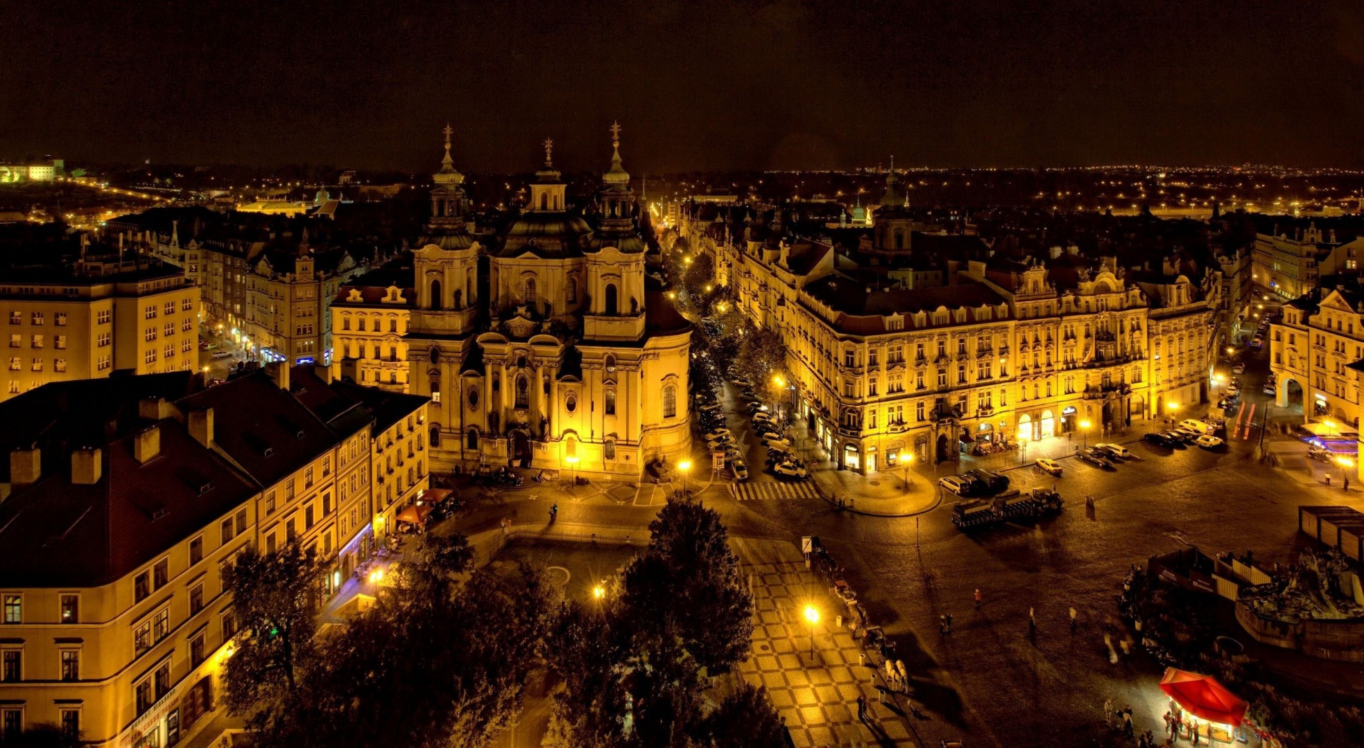 notte città praga repubblica ceca