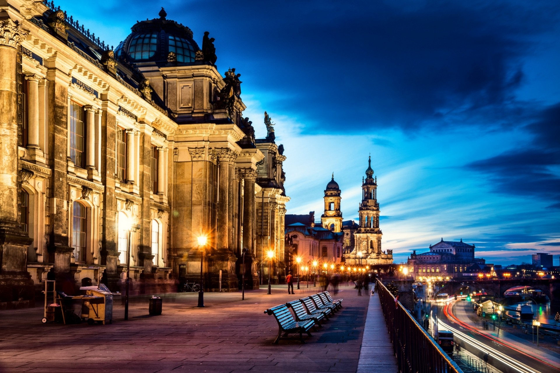 ulica drezno ławki altstadt miasto noc droga niemcy ławki ludzie