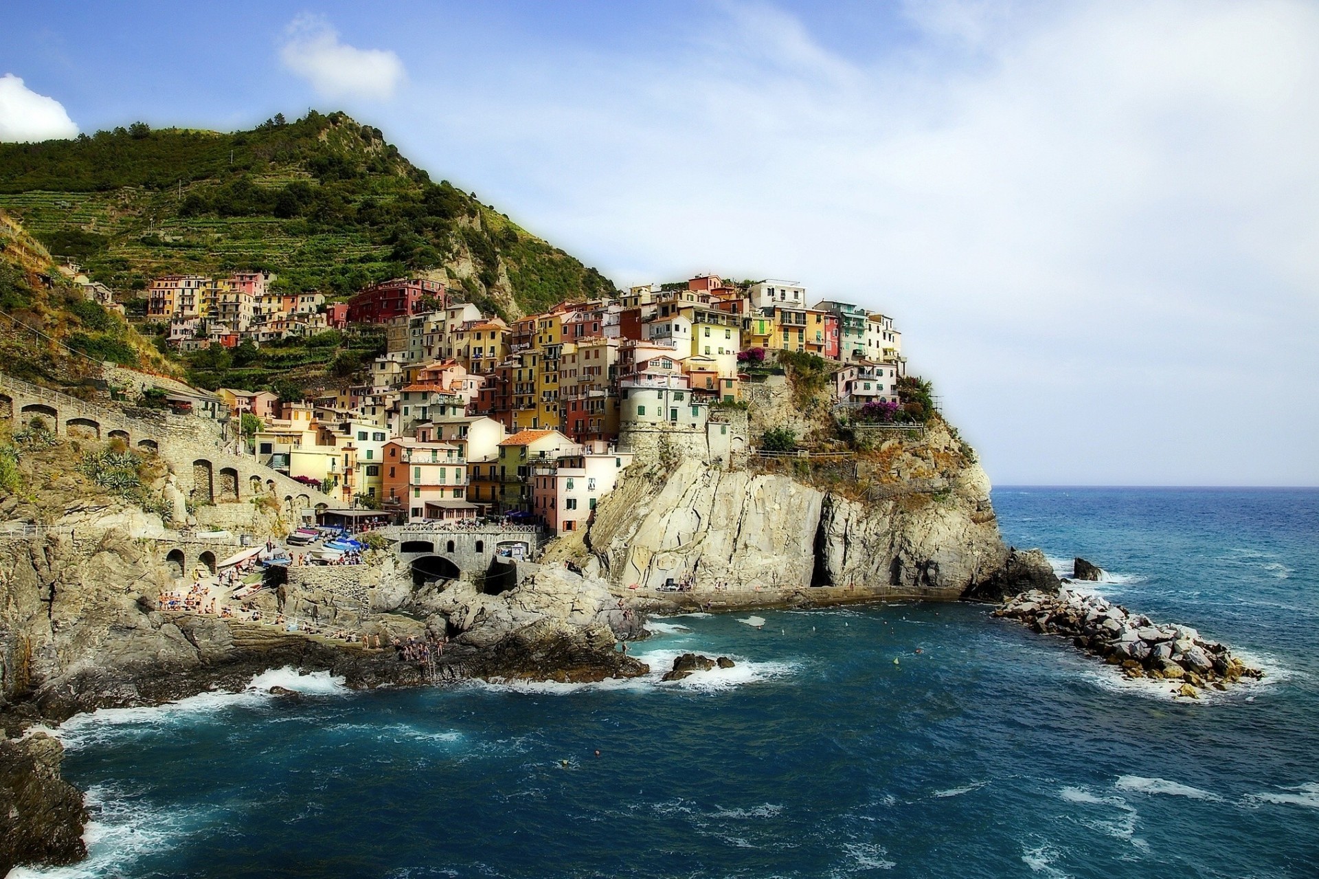 италия пейзаж побережье манарола cinque terre скалы лигурийское море